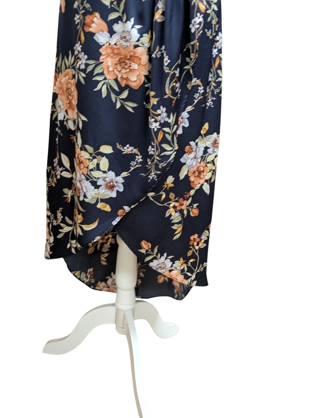 Lulu's My Favorite Day Navy Blue Floral Print Tulip Skirt Midi Dress Size Large - Picture 6 of 10